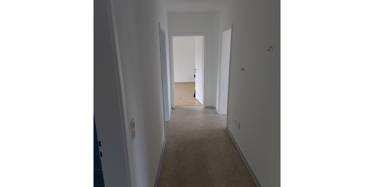 Erdgeschoßwohnung Schwalmstadt - 3 Zimmer, 90 m&sup2;, 670&euro; | Angebot:25161505
