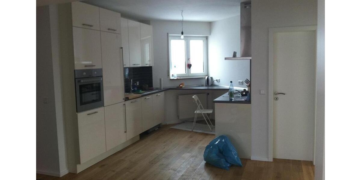 Etagenwohnung Darmstadt Darmstadt-Nord - 4 Zimmer, 95 m&sup2;, 1.250&euro; | Angebot:26701802