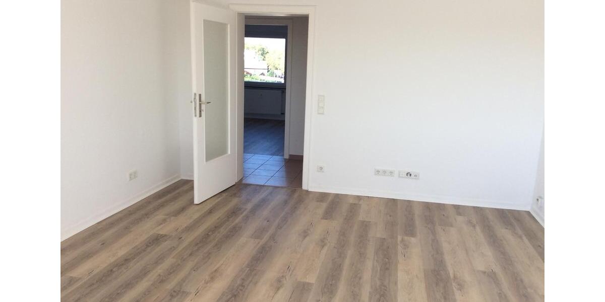 Etagenwohnung Krefeld Cracau - 2.5 Zimmer, 60 m&sup2;, 520&euro; | Angebot:25262486