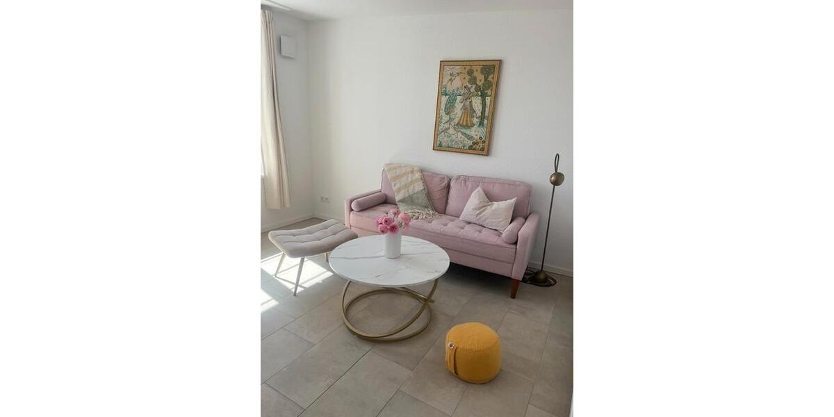 Etagenwohnung Schwerin - 1 Zimmer, 30 m&sup2;, 420&euro; | Angebot:26385817