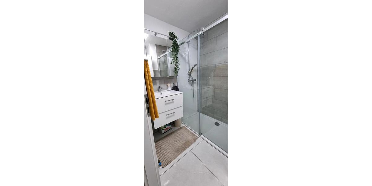 Hochparterre Sachsenheim - 3 Zimmer, 75 m&sup2;, 1.400&euro; | Angebot:26368820