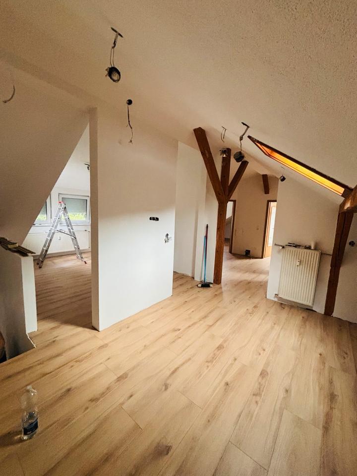 Moderne 3-Zimmer DachWohnung