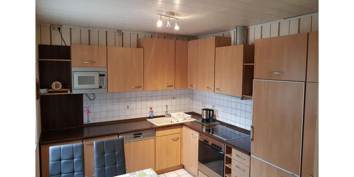 Dachgeschoßwohnung Niederorschel - 4 Zimmer, 80 m&sup2;, 25&euro; | Angebot:17557320