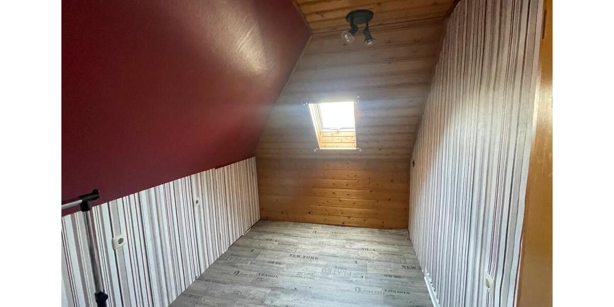 Etagenwohnung Bad König - 5 Zimmer, 136 m&sup2;, 1.100&euro; | Angebot:26493170