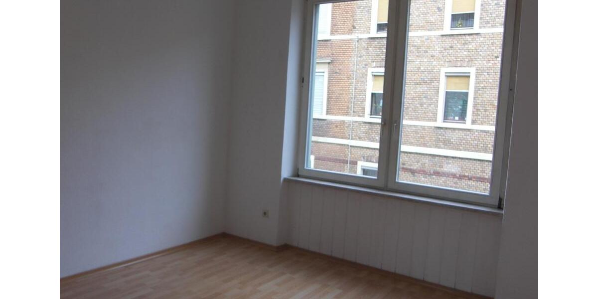 Etagenwohnung Würzburg Dürrbachau - 3 Zimmer, 570 m&sup2;, 872&euro; | Angebot:25256100
