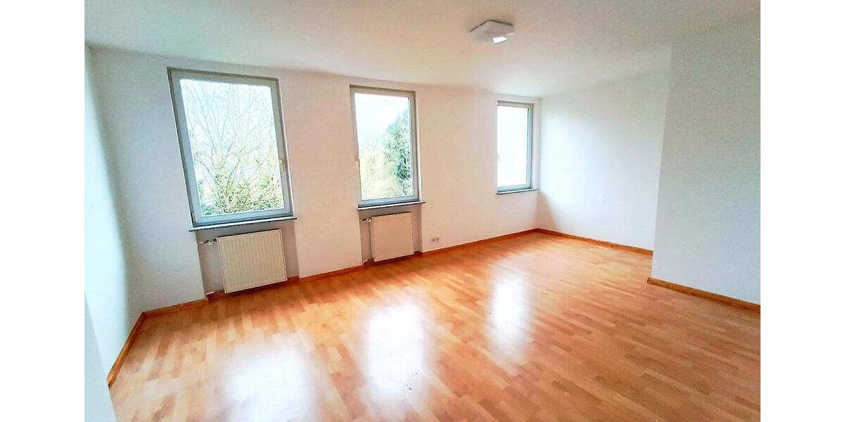 Etagenwohnung Marpingen - 3 Zimmer, 82 m&sup2;, 750&euro; | Angebot:25943075