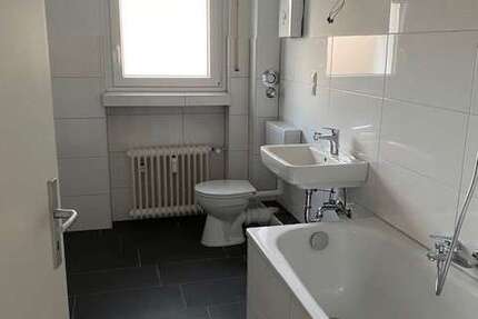 Wohnung zum Mieten in Castrop-Rauxel 439 € 50.67 m² 2.5 zimmer