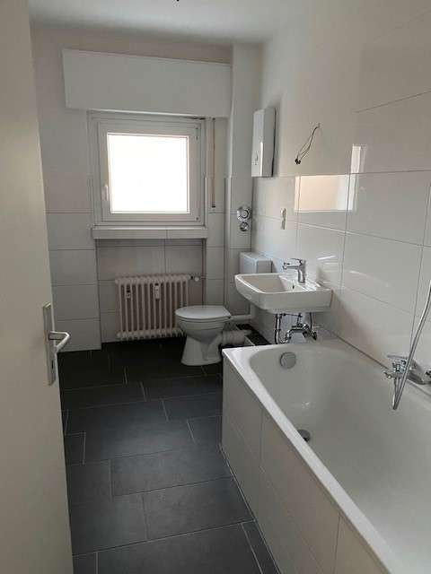 Wohnung zum Mieten in Castrop-Rauxel 439 € 50.67 m² 2.5 zimmer