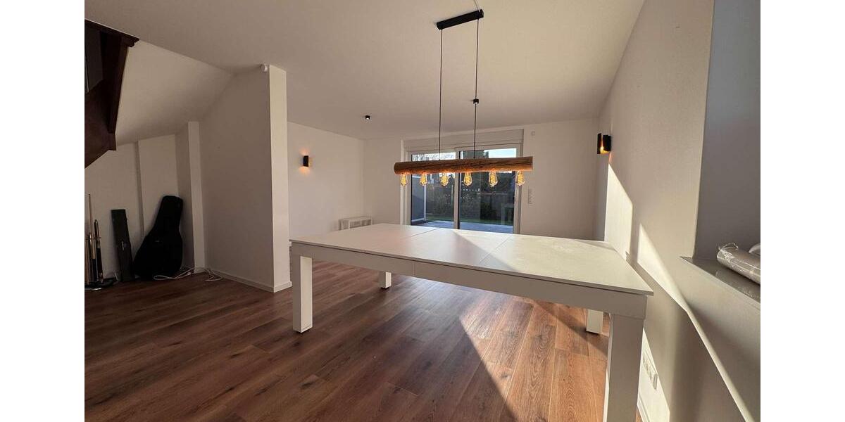 Reihenhaus Stockelsdorf - 4 Zimmer, 109 m&sup2;, 2.190&euro; | Angebot:24245068