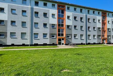 Geräumige 2,5-Zi.-Wohnung mit Balkon!