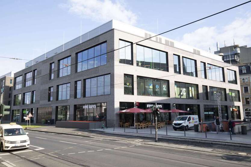 Büro in Bonn 200 € 192 m²