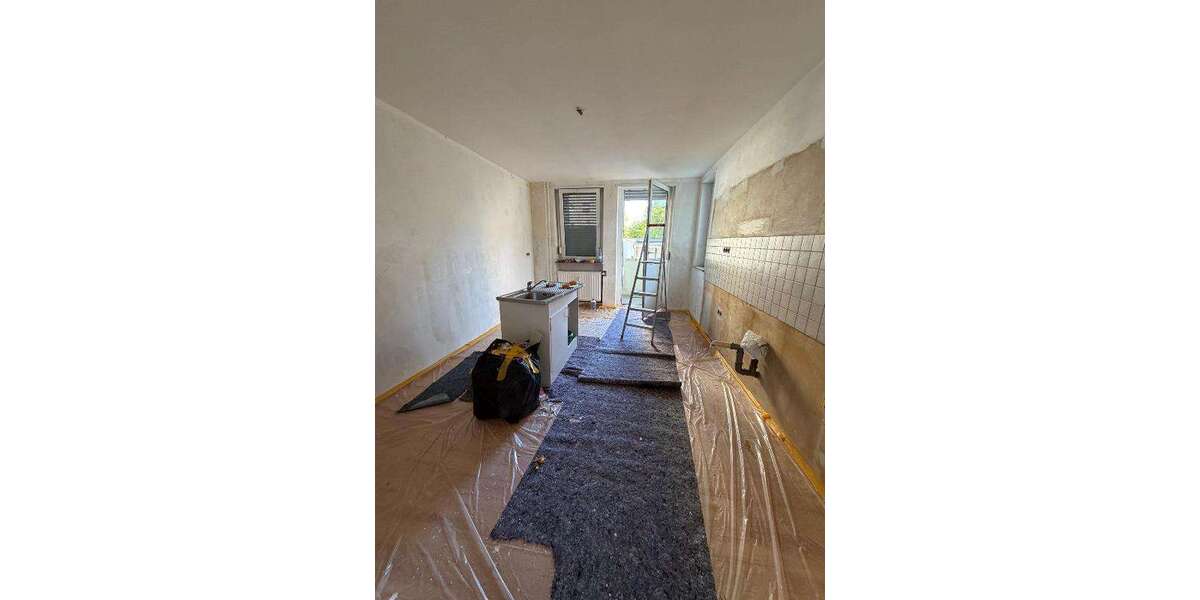 Etagenwohnung Ludwigshafen Ludwigshafen-Hemshof - 2 Zimmer, 57 m&sup2;, 525&euro; | Angebot:26445879