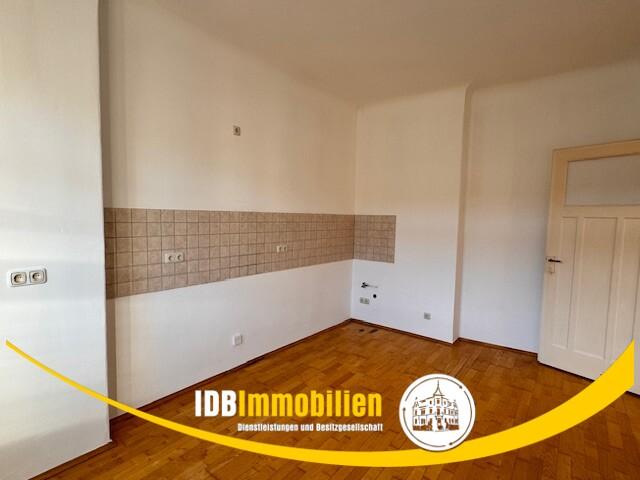 Dachgeschoßwohnung Freital - 2 Zimmer, 61 m&sup2;, 520&euro; | Angebot:26095324