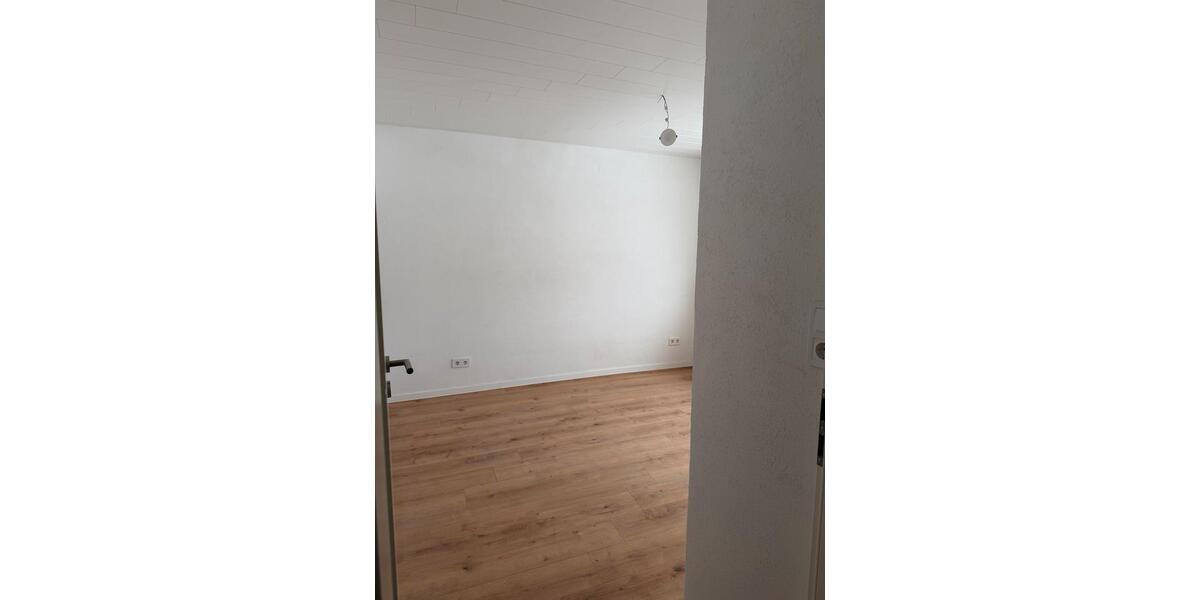 Etagenwohnung Großalmerode - 4 Zimmer, 96 m&sup2;, 730&euro; | Angebot:24562515