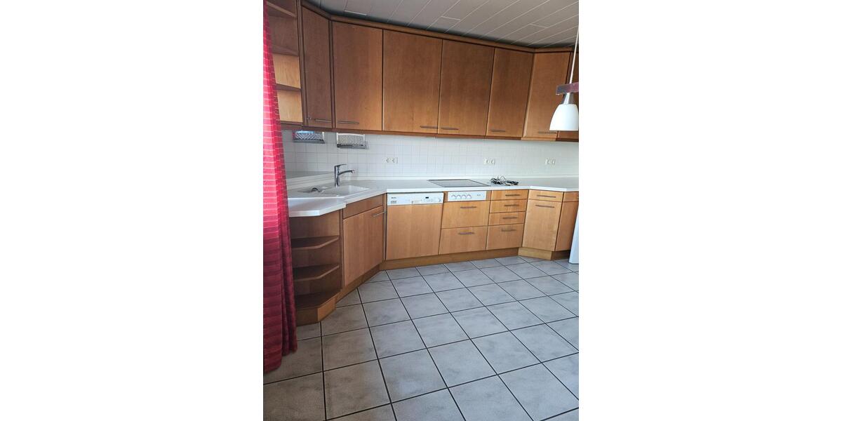 Helle 89qm Wohnung 3ZKB mit Balkon, Garage & EBK 3 zimmer