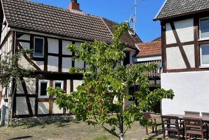 Haus Hirzenhain - 2 Zimmer, 80 m&sup2;, 780&euro; | Angebot:26109300