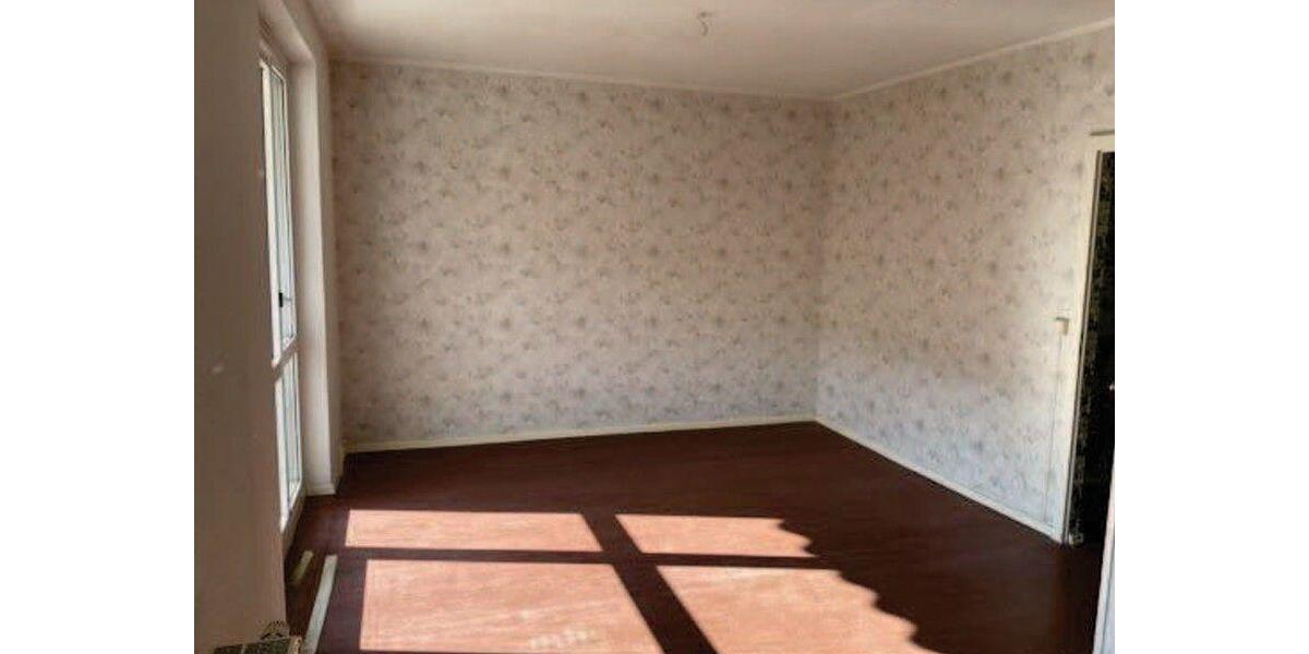 Etagenwohnung Pirna - 2 Zimmer, 49 m&sup2;, 294&euro; | Angebot:26675780