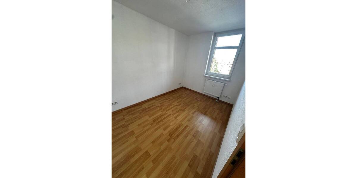Etagenwohnung Weißenfels - 2 Zimmer, 47 m&sup2;, 290&euro; | Angebot:25997317