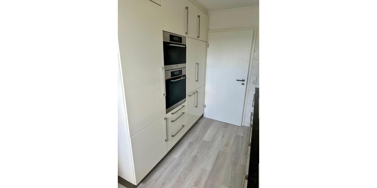 Einfamilienhaus Villingen-Schwenningen Schwenningen - 5 Zimmer, 152 m&sup2;, 1.350&euro; | Angebot:25719338