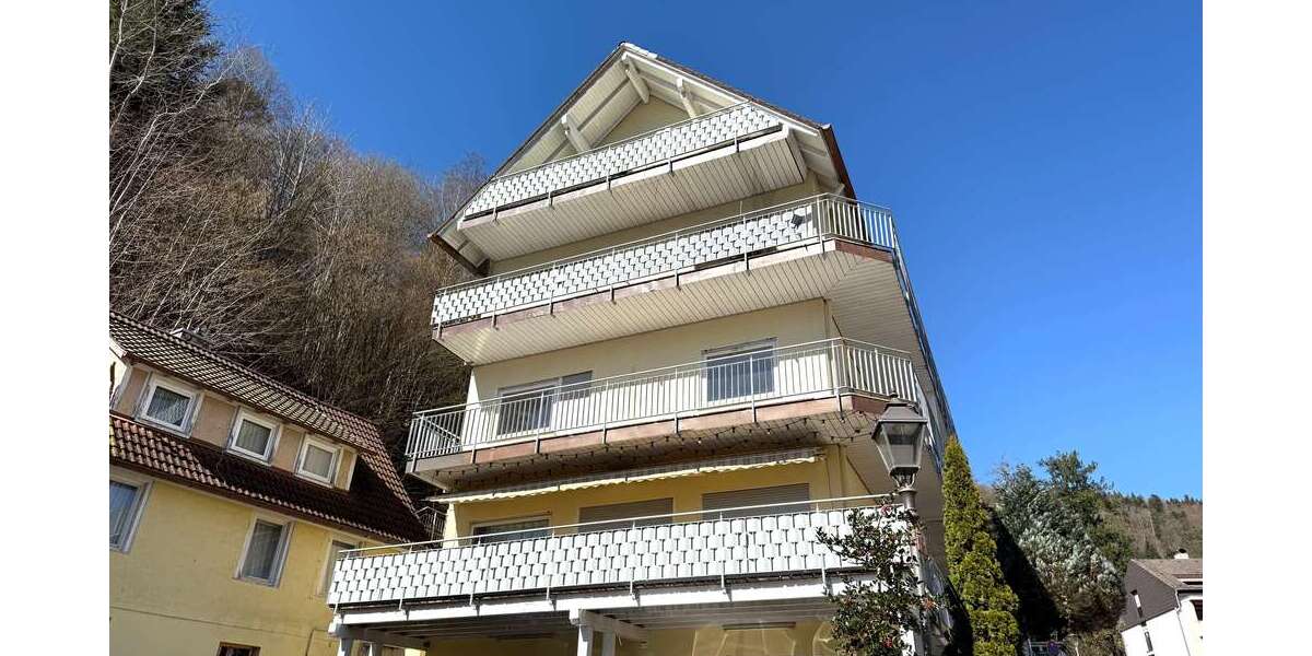 Wohnung zum Mieten in Bad Herrenalb 995 € 120.88 m² 4 zimmer