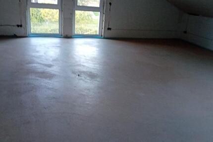 Dachgeschoss Wohnung zimmer