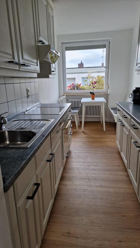 WG-Neugründung: 4 möblierte WG-Zimmer in Möhringen-Salzäcker zimmer