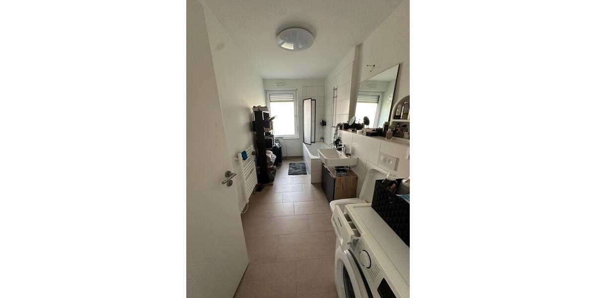 Etagenwohnung Mannheim Käfertal - 3 Zimmer, 100 m&sup2;, 1.702&euro; | Angebot:26535907