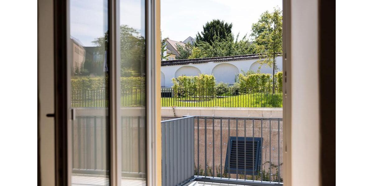 Etagenwohnung Bamberg Am Bruderwald - 3 Zimmer, 283 m&sup2;, 3.990&euro; | Angebot:23433702