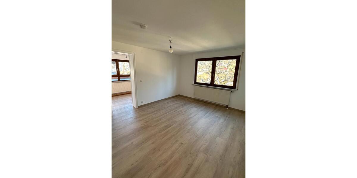 Erdgeschoßwohnung Loffenau - 4 Zimmer, 90 m&sup2;, 970&euro; | Angebot:26004492