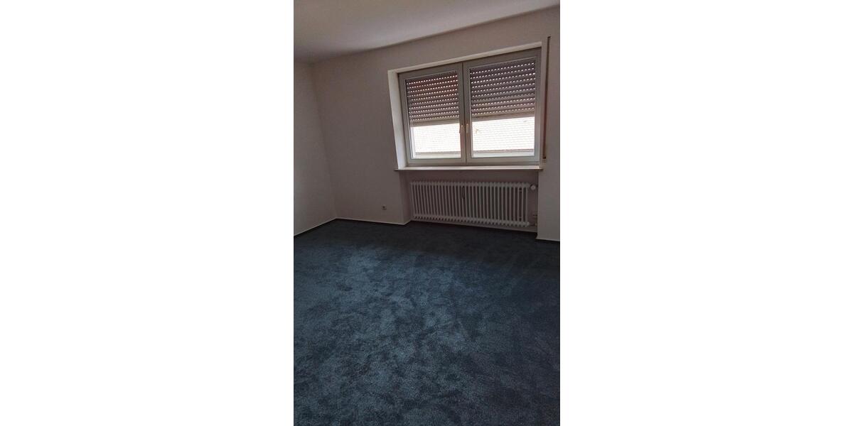 Etagenwohnung Aichach - 4 Zimmer, 136 m&sup2;, 1.190&euro; | Angebot:26649507