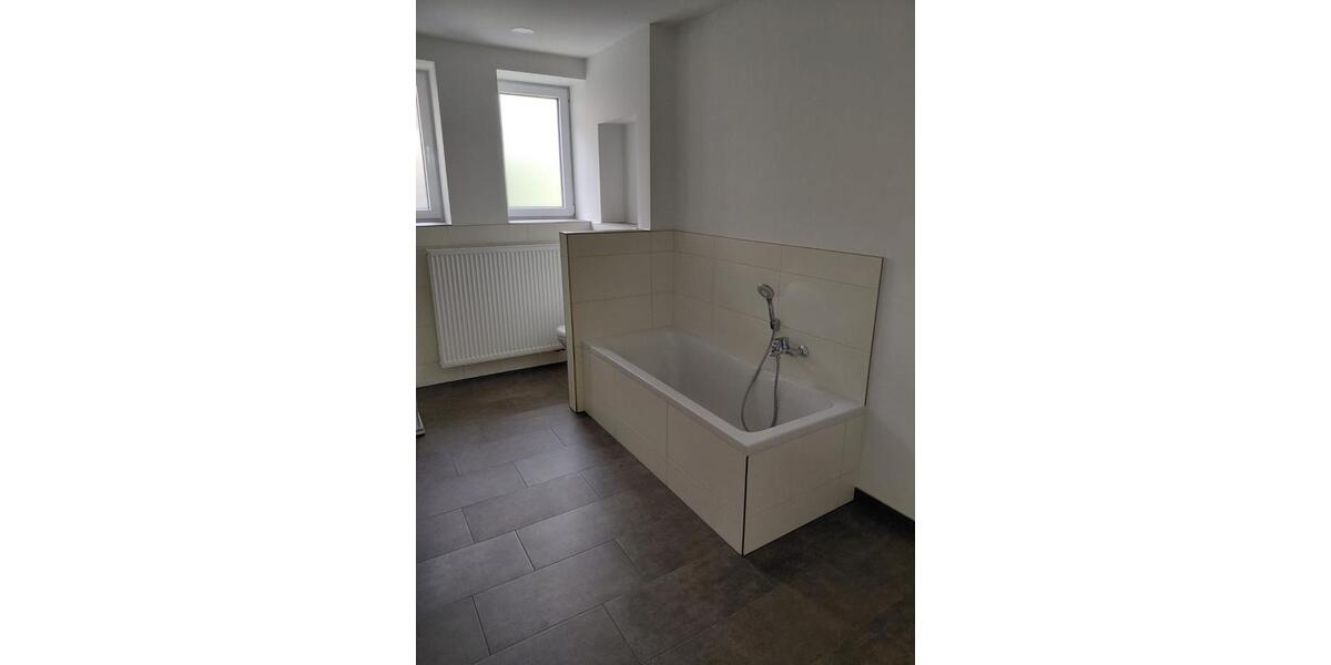 Erdgeschoßwohnung Waldsassen - 3 Zimmer, 85 m&sup2;, 750&euro; | Angebot:26496150