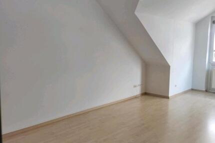 Wohnung Klipphausen - 3 Zimmer, 77 m&sup2;, 897&euro; | Angebot:24748769