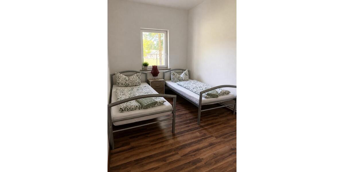 Wohnen auf Zeit Neuzelle - 2 Zimmer, 60 m&sup2;, 110&euro; | Angebot:26487418