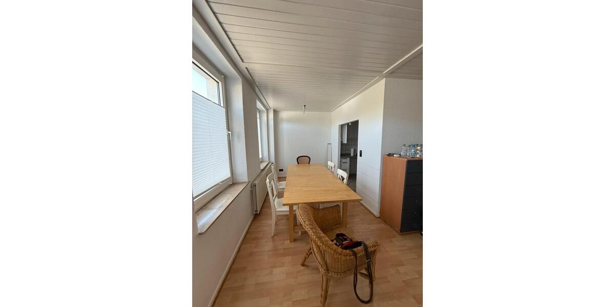 Etagenwohnung Krefeld Benrad - 2 Zimmer, 65 m&sup2;, 700&euro; | Angebot:26498597