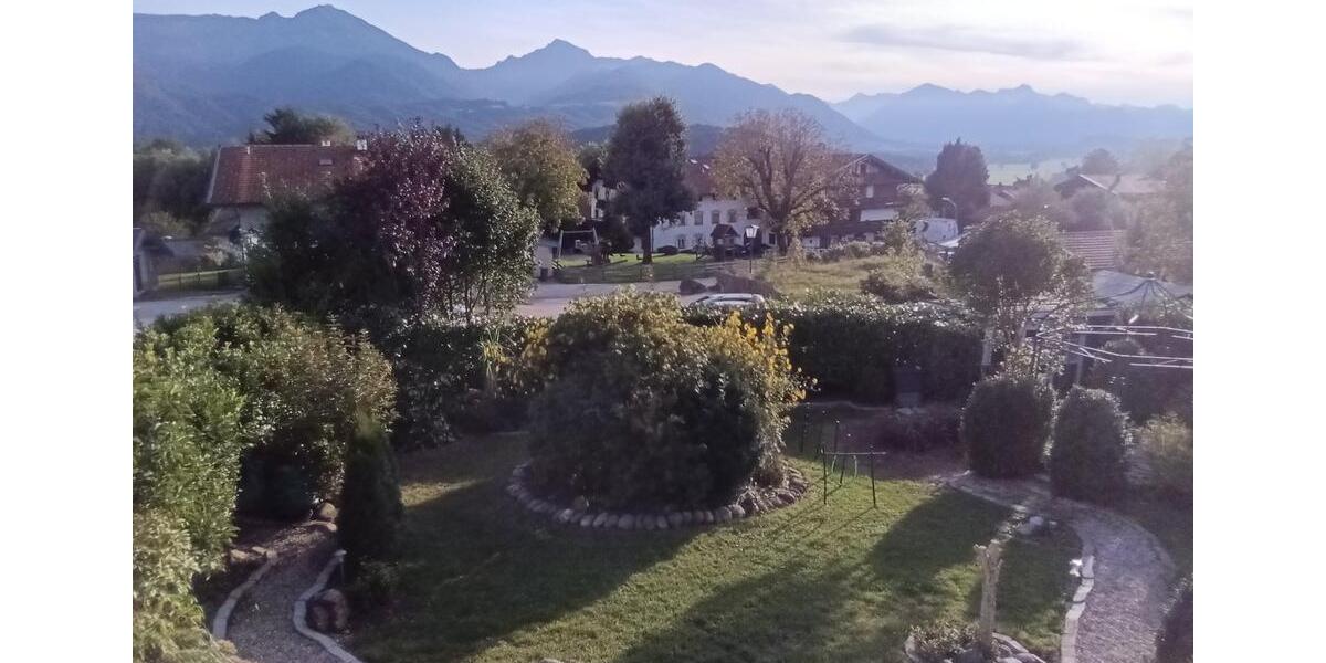 Hübsche ,helle Einliegerwohnung mit eigenem Garten 2.5 zimmer