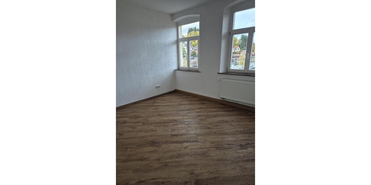 Etagenwohnung Kronach - 3 Zimmer, 90 m&sup2;, 850&euro; | Angebot:26476772