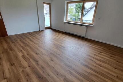 Wohnung Oberkirch - 3 Zimmer, 90 m&sup2;, 1.100&euro; | Angebot:27592985