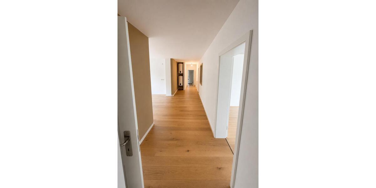 Etagenwohnung Schwarzburg - 5 Zimmer, 125 m&sup2;, 1.000&euro; | Angebot:26642868