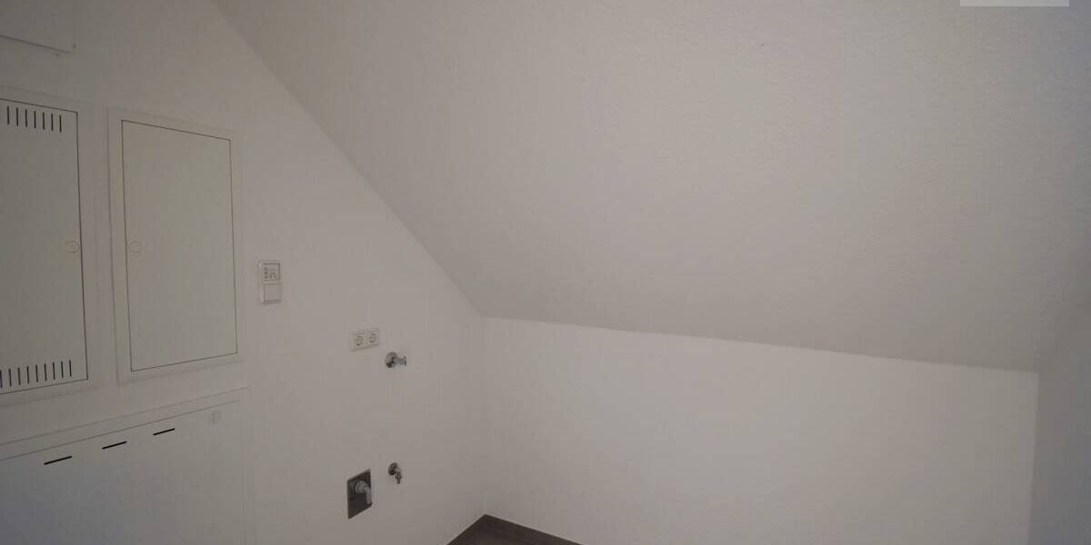 Etagenwohnung Aurich Extum - 3 Zimmer, 88 m&sup2;, 924&euro; | Angebot:25727191