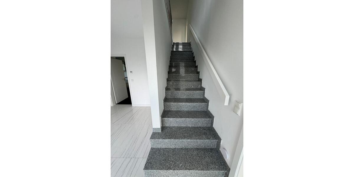 Doppelhaushälfte Fintel - 4 Zimmer, 147 m&sup2;, 1.650&euro; | Angebot:26582080