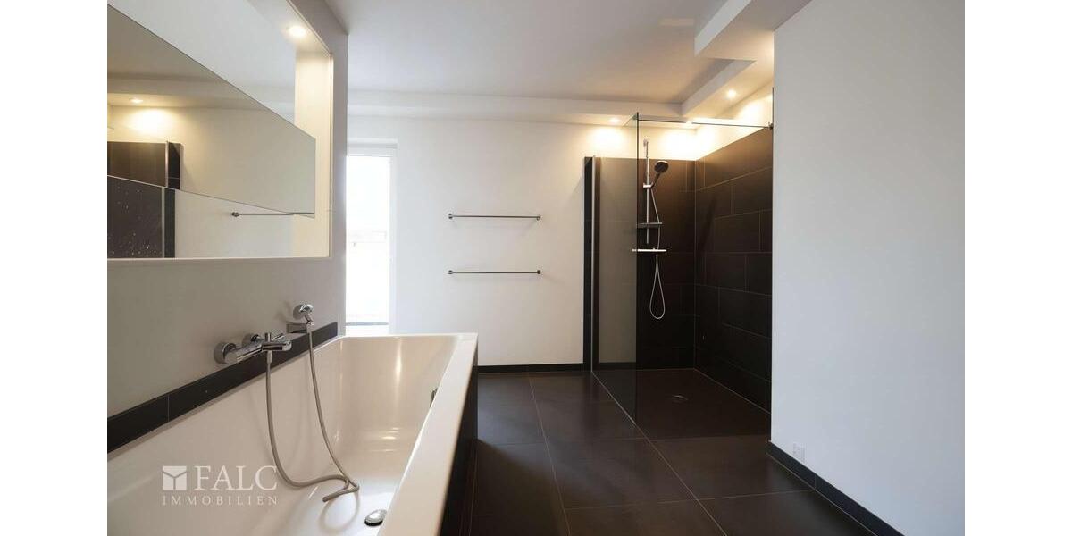 Einfamilienhaus Aachen Aachen-Mitte - 4 Zimmer, 170 m&sup2;, 1.900&euro; | Angebot:22925671