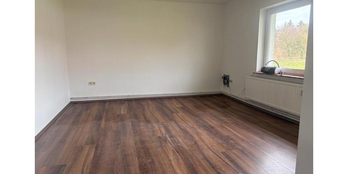Erdgeschoßwohnung Leese - 3 Zimmer, 62 m&sup2;, 370&euro; | Angebot:26041120