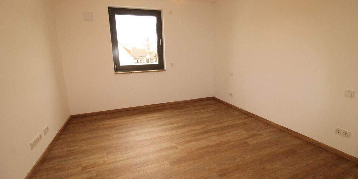 Etagenwohnung Spalt - 2 Zimmer, 75 m&sup2;, 865&euro; | Angebot:24821954