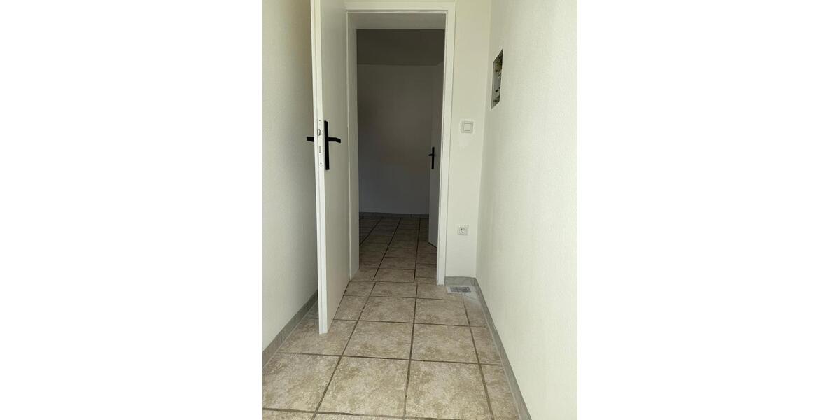 Etagenwohnung Elze - 2 Zimmer, 57 m&sup2;, 449&euro; | Angebot:25656753