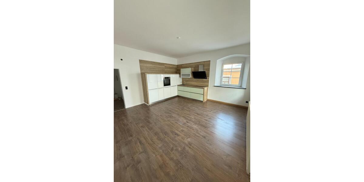 Exklusive Wohnung im Herzen von Hof 1 zimmer