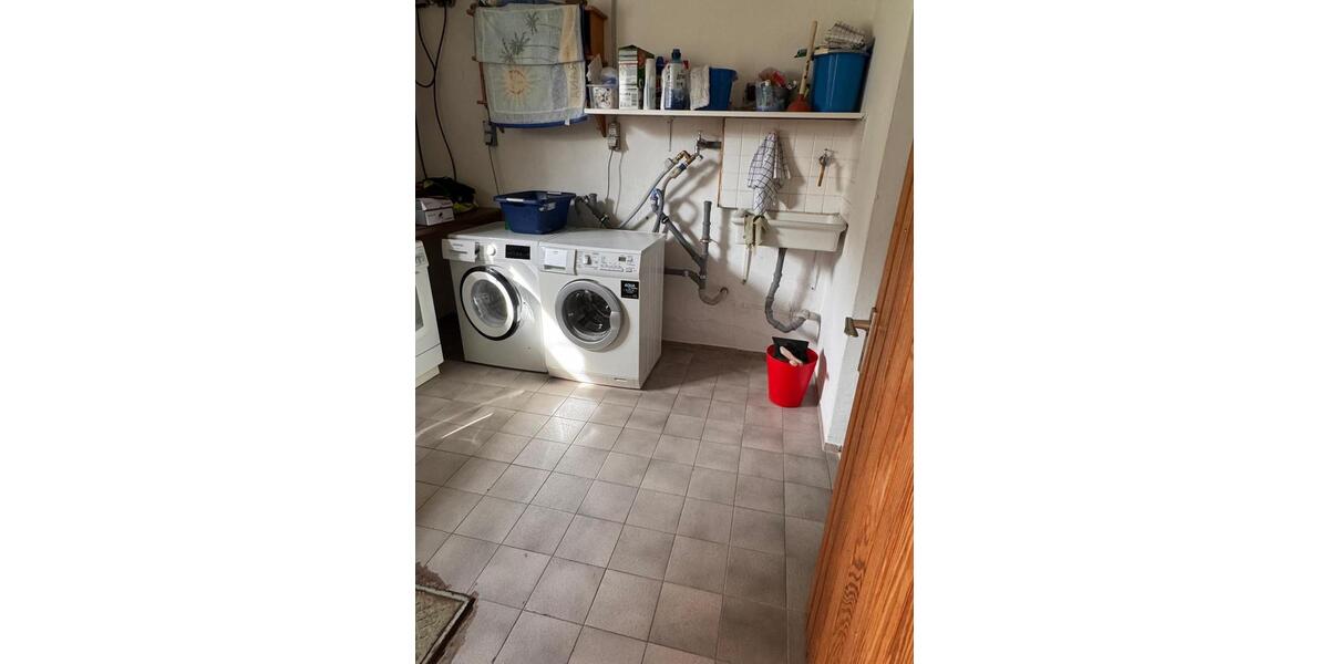 Etagenwohnung Kalletal - 3 Zimmer, 81 m&sup2;, 650&euro; | Angebot:26408205