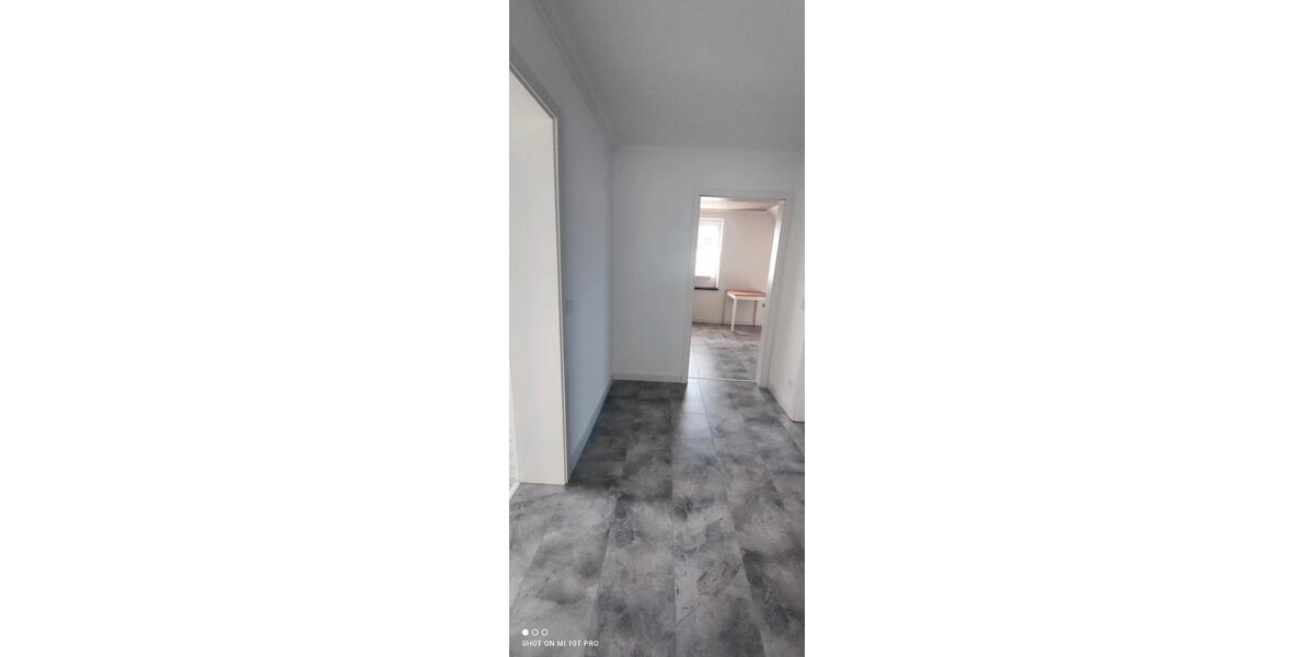 Dachgeschoßwohnung Northeim - 3 Zimmer, 80 m&sup2;, 570&euro; | Angebot:26545079