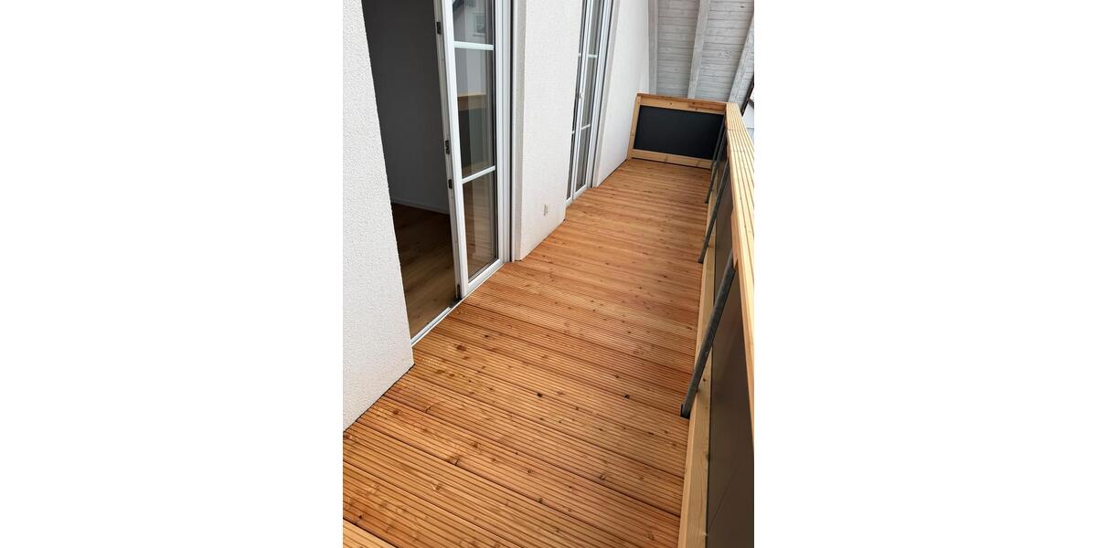 Dachgeschoßwohnung Ergolding - 5 Zimmer, 130 m&sup2;, 1.665&euro; | Angebot:26269095