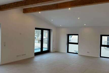 Wohnung zum Mieten in Langenhagen 1.800 € 140 m² 4 zimmer