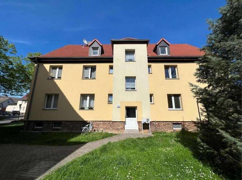 Wohnung zum Mieten in Roitzsch 570 € 75.1 m²